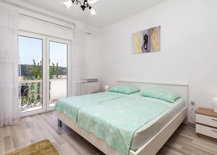 1 Bedroom Amazing In *