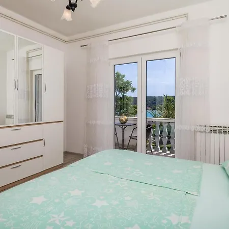 Apartament Front In Kampor