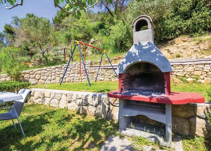 1 Bedroom Amazing In *